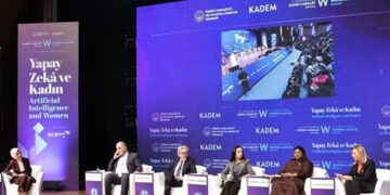 وزيرة التضامن تشارك في  المائدة المستديرة للقادة ” المرأة في عصر الذكاء الاصطناعي.. التحديات المتزايدة والفرص المتزايدة”