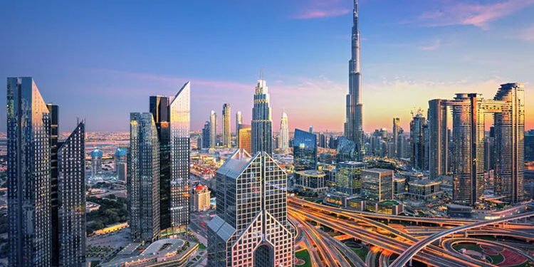 تباطؤ نمو القطاع الخاص غير النفطي في دبي