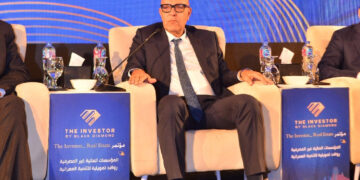 أحمد صبور يكشف موعد ونسبة طرح الأهلي صبور في البورصة