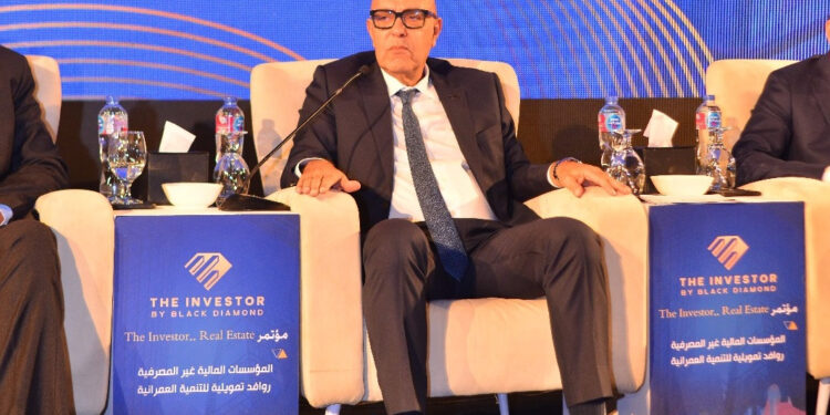 أحمد صبور يكشف موعد ونسبة طرح الأهلي صبور في البورصة