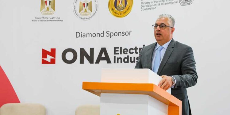 رئيس اقتصادية قناة السويس يشارك بالجلسة الافتتاحية للدورة الـ33 لمؤتمر “مصر للطاقة Egypt Energy”