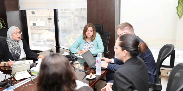 مي عبد الحميد: ناقشنا دراسات المقارنة  التي يجريها الصندوق لبرامج الإيجار المنفذة على مستوى العالم