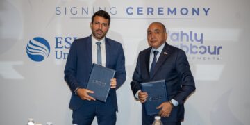الأهلي صبور توقع مذكرة تفاهم مع جامعة ESLSCA لدعم الكوادر البشرية
