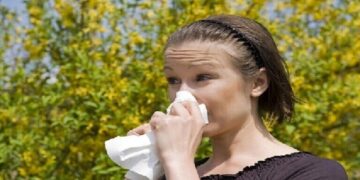 الأكثر عرضة للإصابة بـ الحساسية