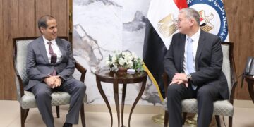 وزير البترول يستقبل المدير  العام لشركة الامارات  للبترول( إمارات )