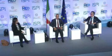 وزير الخارجية يشارك في جلسة حوارية بعنوان “حوار من أجل السلام” خلال منتدى حوارات روما المتوسطية