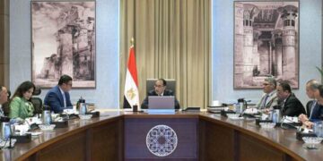 رئيس الوزراء يتابع أعمال تطوير المنطقة المحيطة بالمتحف المصري الكبير