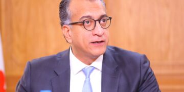 وزيرة التضامن الاجتماعي تصدر قرارًا بتعيين  المصرفي أسامة السيد نائبًا لرئيس مجلس إدارة بنك ناصر الاجتماعي