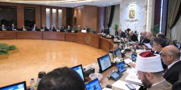 رئيس مجلس الوزراء يترأس الاجتماع الأسبوعي للحكومة