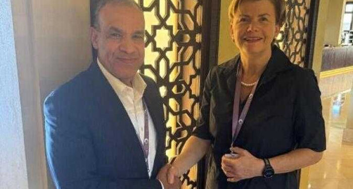 وزير الخارجية والهجرة يلتقي بنظيرته اللاتفية