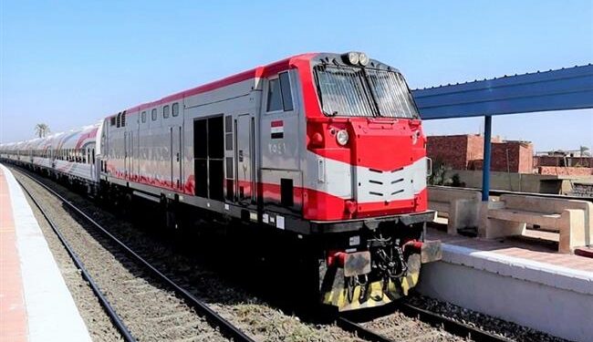 السكة الحديد تعلن مواعيد القطارات على خط القنطرة شرق / بئر العبد والعكس وخط كفر داوود / السادات والعكس