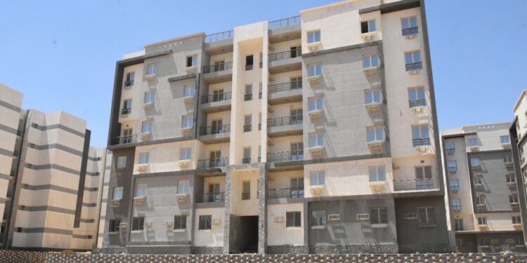 وزير الإسكان:الأحد المقبل..تسليم دفعة جديدة من وحدات “سكن مصر” للفائزين بها بمدينة القاهرة الجديدة