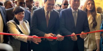 بحضور وزير الثقافة ومحافظ القاهرة … مؤسسة مكسيم الخيرية تطلق مكتبة “ن السحار”