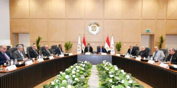 وزيرا الإسكان والري يبحثان تعظيم الاستفادة من الموارد المائية وترشيد استهلاك المياه