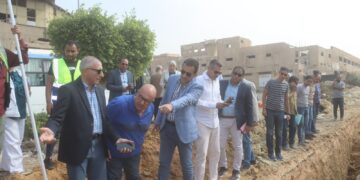 نائب رئيس “هيئة المجتمعات العمرانية” يتفقد المشروعات الجاري تنفيذها بمدينتي العاشر من رمضان والشروق