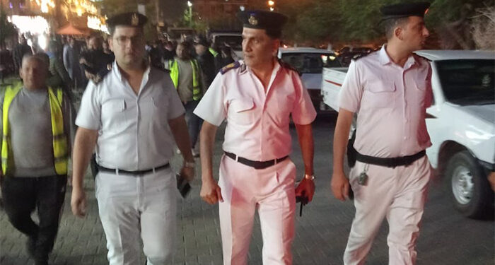 وزير الإسكان: تنفيذ حملات لإزالة الإشغالات ومخالفات البناء وضبط وصلات المياه الخلسة بمدن الشيخ زايد والمنيا والشروق