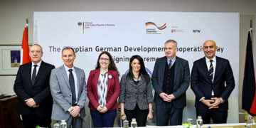 مصر وألمانيا توقعان اتفاقيات منح ومبادلة ديون بـ77.3 مليون يورو لدعم التعليم والصحة