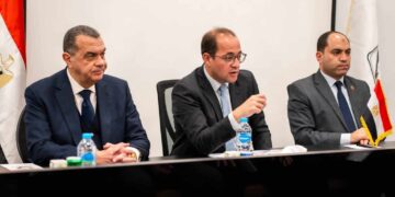 تعزيز التعاون بين مصر وبنك الاستثمار الأوروبي لتنفيذ مشروعات البنية التحتية للمياه والصرف الصحي