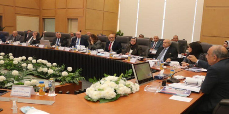 وزير الكهرباء:  7,6 مليار جنيه حجم الاستثمارات، 229 جيجاوات ساعة طاقة مولدة بزيادة 6%