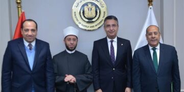 توقيع بروتوكول تعاون بين وزارة التموين ووزارة الأوقاف لتوريد السلع الأساسية