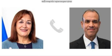 اتصال هاتفي بين وزير الخارجية والهجرة والمفوضة الأوروبية للمتوسط
