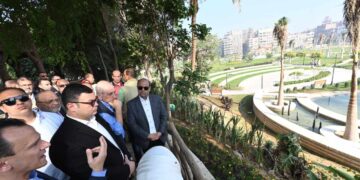 وزير الإسكان يتفقد مشروعات تطوير القاهرة الجديدة ويوجه بتسريع تنفيذ الأعمال