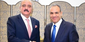 وزير الخارجية يشيد بموقف تونس الداعم لموقف مصر فى ملف الأمن المائى