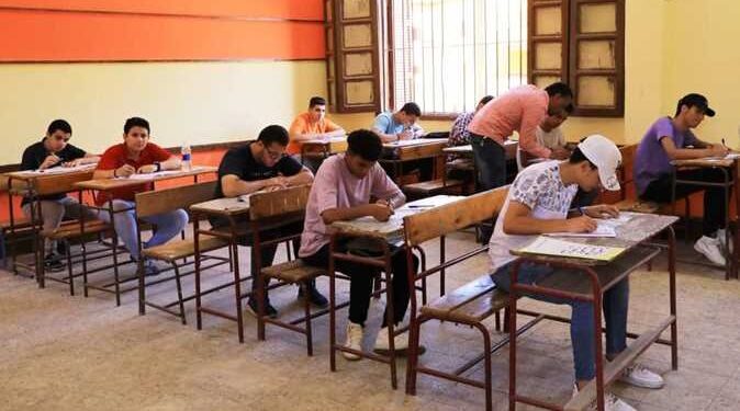 استعدادا لامتحانات نصف العام.. التعليم تطبق إجراءات صارمة للحفاظ على أمن المدارس| فيديو