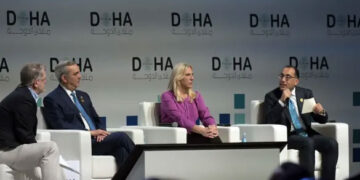 رئيس الوزراء يشارك في جلسة نقاشية بعنوان “آفاق التعاون في عالم مُنقسم”