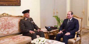 الرئيس السيسي يستقبل وزير الدفاع والإنتاج الحربي