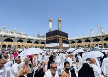 السياحة توضح: لا يحق لمن لم يفز بحج القرعة التسجيل في الحج السياحي