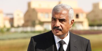 هشام طلعت مصطفى يحذر من استمرار أسعار الفائدة المرتفعة