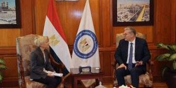 وزير البترول يستقبل رئيسة منطقة شمال إفريقيا والمشرق العربي بشركة إيني الإيطالية