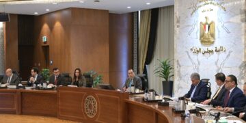 رئيس الوزراء يترأس اجتماع المجلس الأعلى للتخطيط والتنمية العمرانية