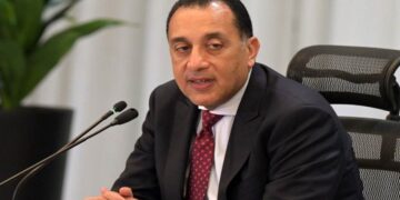 مدبولي يتوجه إلى بغداد ليترأس مع نظيره العراقي الدورة الثالثة للجنة العليا المصرية العراقية المشتركة