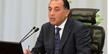 مدبولي يُصدر قراراً بتشكيل لجان استشارية مُتخصصة لتعزيز التواصل بين الحُكومة والقطاع الخاص