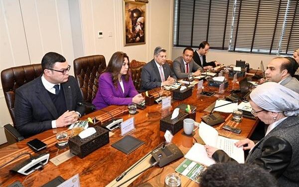 وزراء البيئة والتنمية والإسكان يناقشون التكامل بشأن البنية التحتية لمنظومة إدارة المخلفات