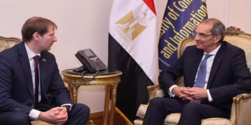 وزير الاتصالات يبحث فرص التعاون مع لاتفيا فى التحول الرقمى والذكاء الاصطناعى والتعهيد