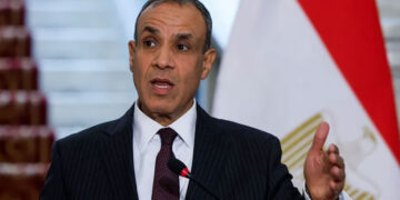 وزير الخارجية والهجرة يعقد جلسة مباحثات في بيروت مع وزير الخارجية اللبناني