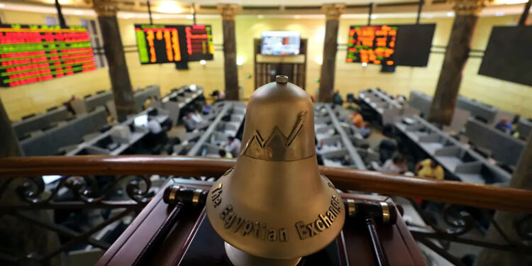 رأس المال السوقي لأسهم الشركات المقيدة بالبورصة المصرية يربح مليار جنيه رغم تباين مؤشراتها