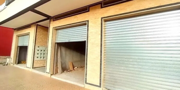 بنظام المزاد العلني.. وزارة الإسكان والمرافق والمجتمعات العمرانية تطرح أراضٍ خدمية للبيع