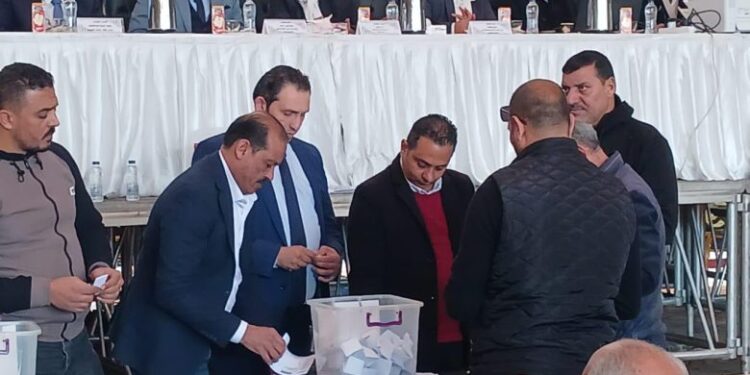 وزير الإسكان: إجراء قرعة علنية لـتخصيص 455 قطعة أرض تم توفيق أوضاعها بمنطقة “الرابية” بالشروق