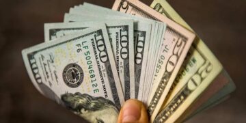 أسعار الدولار في مصر اليوم الجمعة