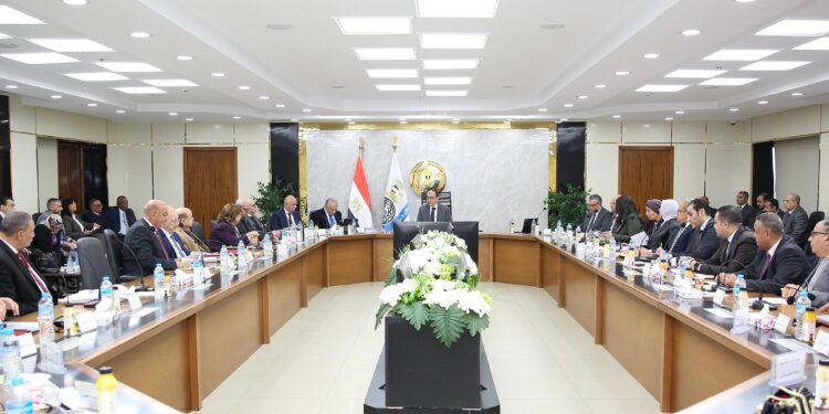 وزير قطاع الأعمال العام يترأس عمومية “القابضة للسياحة والفنادق” لاعتماد ميزانية 2023/2024