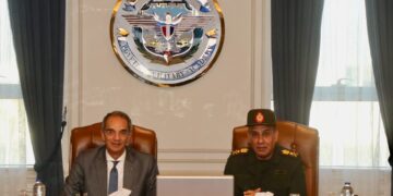 تعاون مشترك بين وزارة الاتصالات والأكاديمية العسكرية المصرية لتنفيذ مبادرة مشتركة لتأهيل ٣٠٠٠ طالب