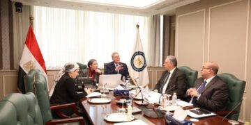 وزير البترول يلتقي وزير البيئة لبحث خفض الانبعاثات وآخر المستجدات