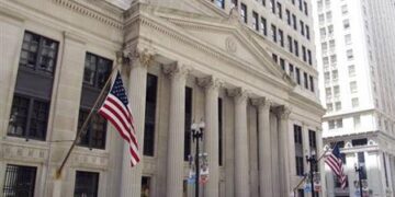 المركزى الأمريكي يقرر الإبقاء على سعر الفائدة دون تغيير لليلة واحدة