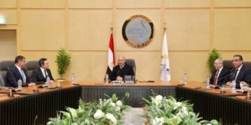 توقيع عقد إنشاء مشروع الميناء الجاف والمنطقة اللوجستية بالعاشر من رمضان