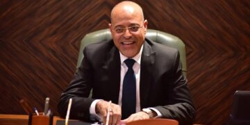 وزير العمل يحذر المواطنين من صفحات وهمية تنشر معلومات كاذبة عن تسجيل بيانات “العمالة غير المنتظمة”