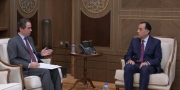 رئيس الوزراء يتابع مع رئيس الهيئة الوطنية للإعلام ملفات العمل في الفترة الماضية